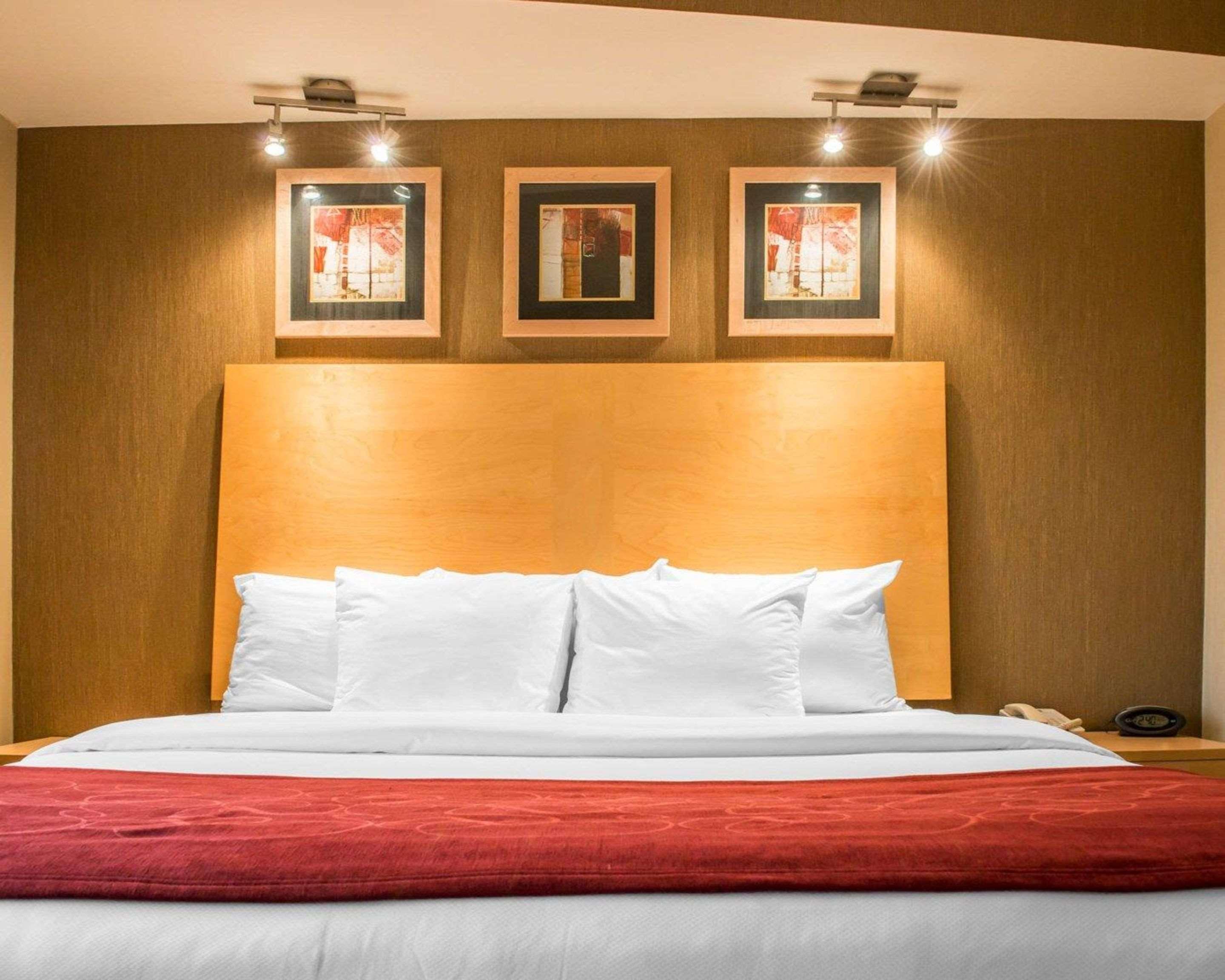 Comfort Hotel Monroeville