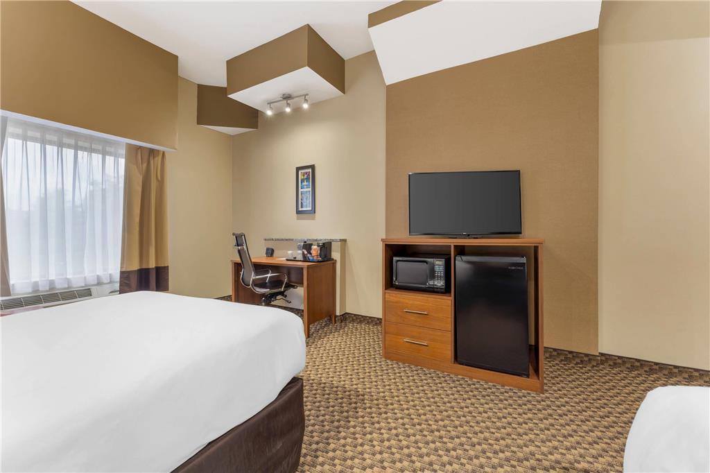 Comfort Hotel 3*