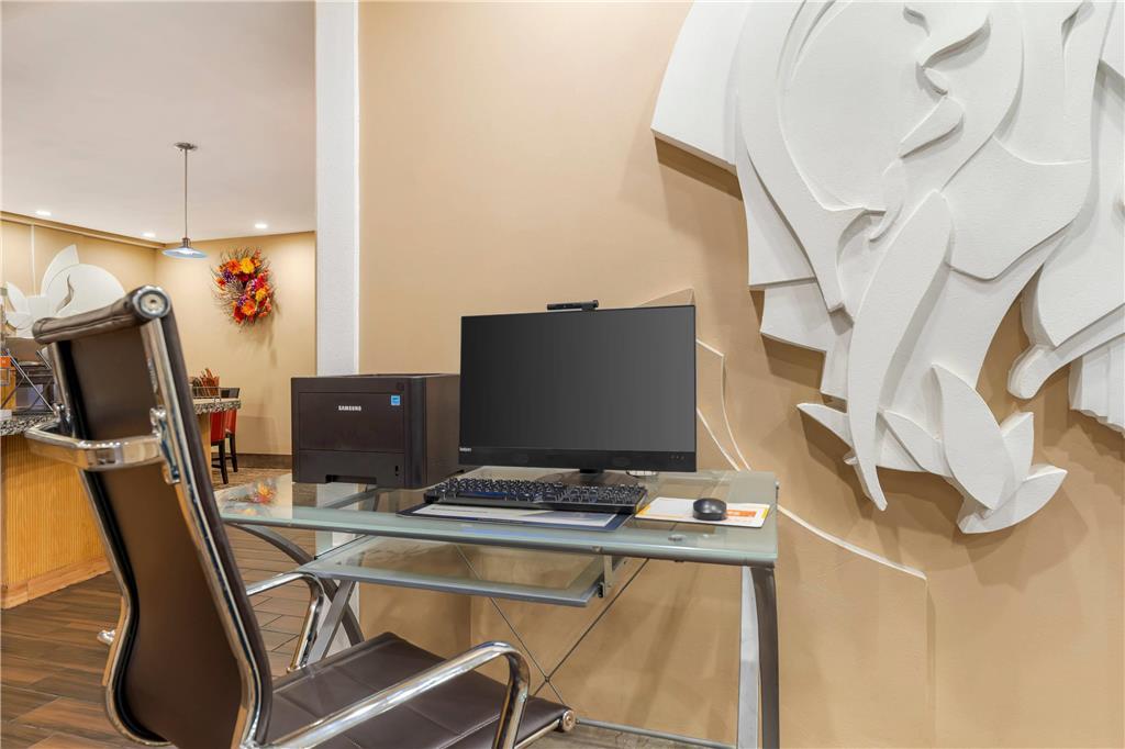 Comfort 3* Monroeville