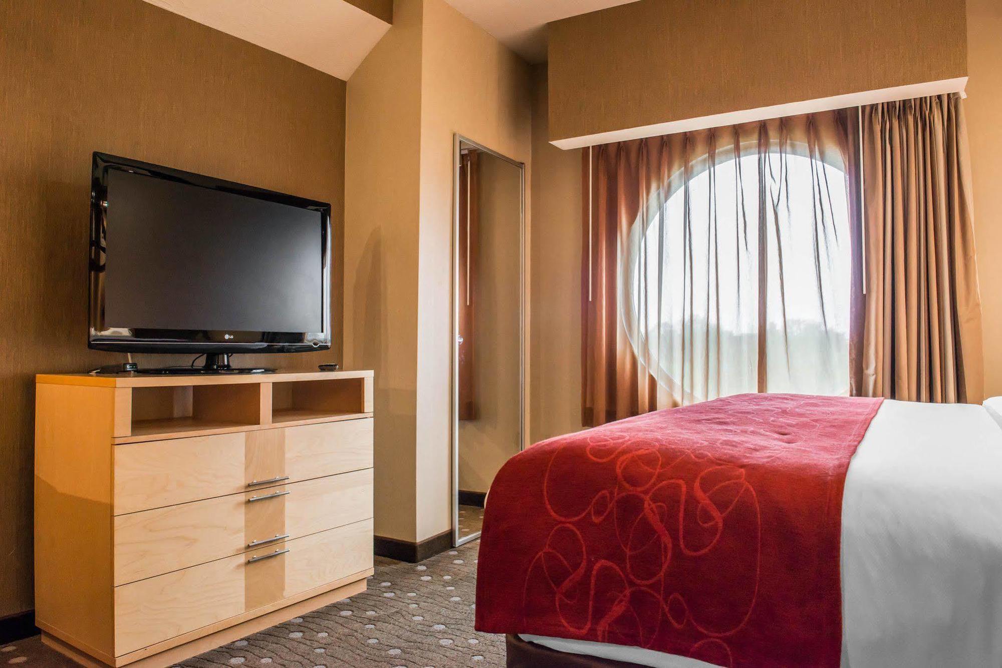 Hotel Comfort Monroeville